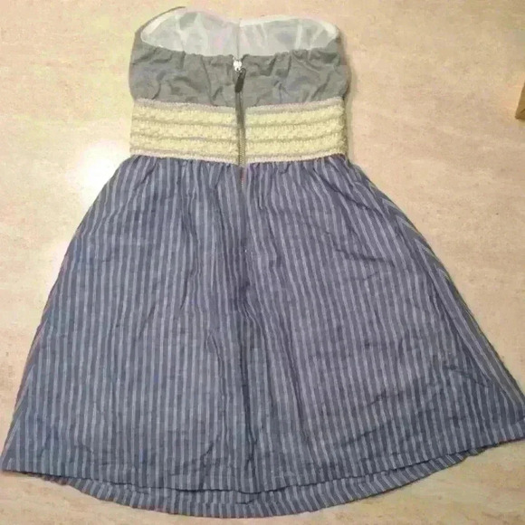 Tube Top Dress - Picture 4 of 4